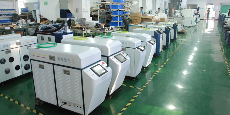 通發(fā)激光TFL-80PF<a href='http://www.jzjrfs.com/product/2.htm' class='text_a'>光纖<a href='http://www.jzjrfs.com' class='text_a'>激光焊接機</a></a>
